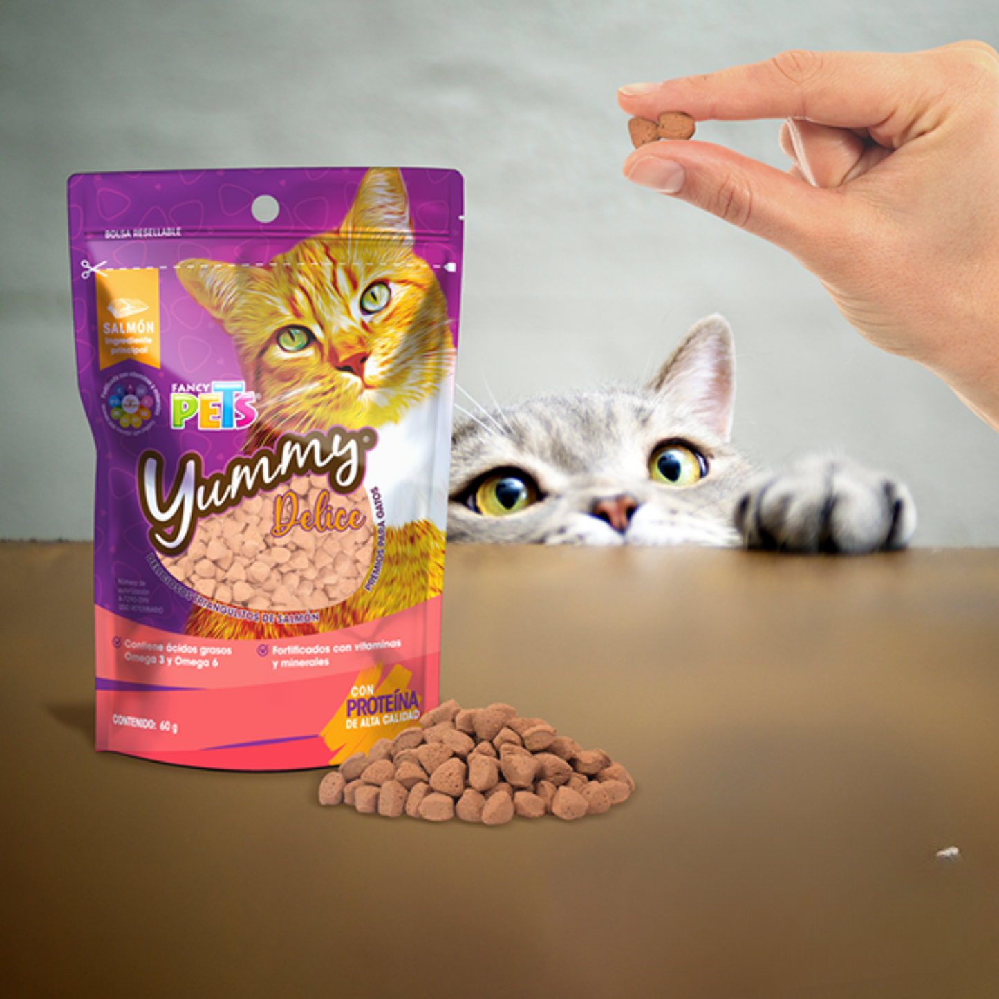 Yummy delice premios para gato sabor salmón 60g